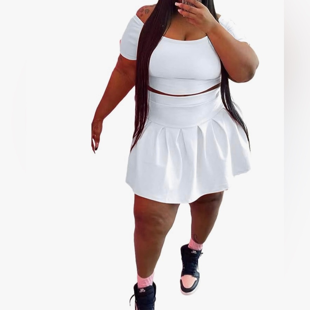 ✨⭐️White 2 piece Skirt Set